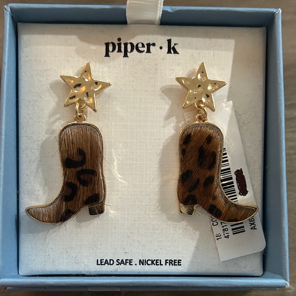Piper Star and Leopard Boot Earrings